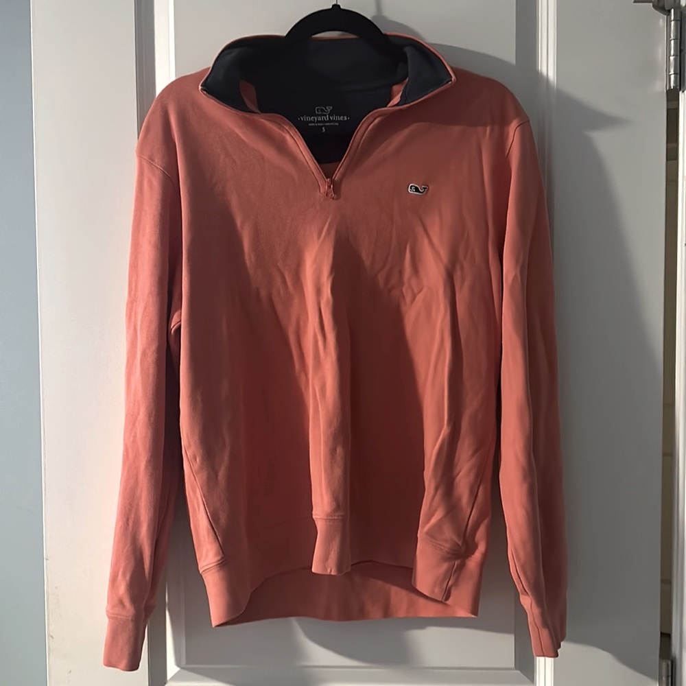 Vineyard Vines half zip pullover. Size small.